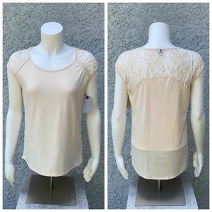 Lauter Brand Macy’s Plain T-shirt with Floral Lace